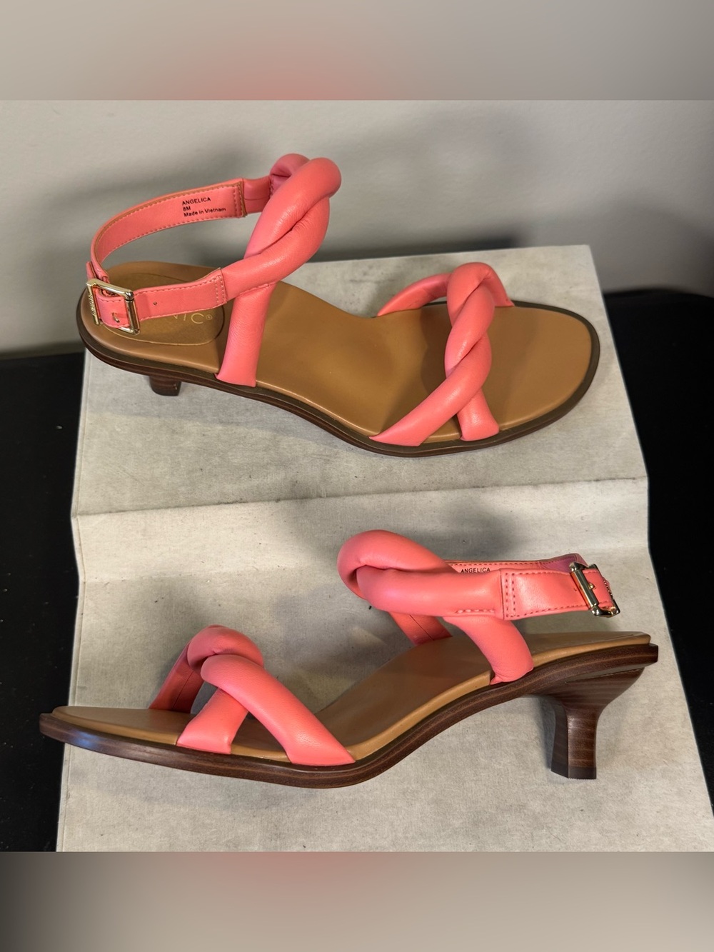 Vionic Coral Braided Strap Kitten Heel Sandals size 8, NWOT - Picture 4 of 6